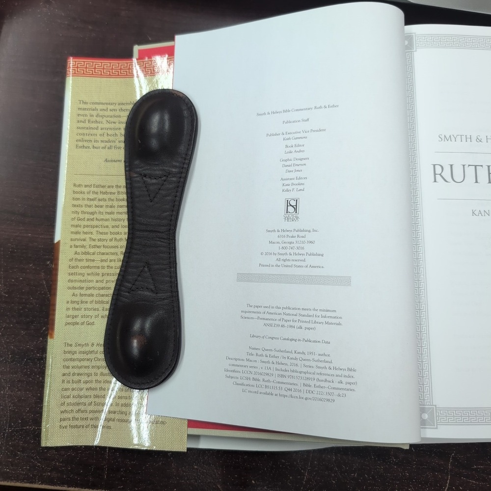 Ruth & Esther Smyth & Helwys‎ Bible Commentary Kandy Queen-Sutherland Hardcover - Picture 4 of 4